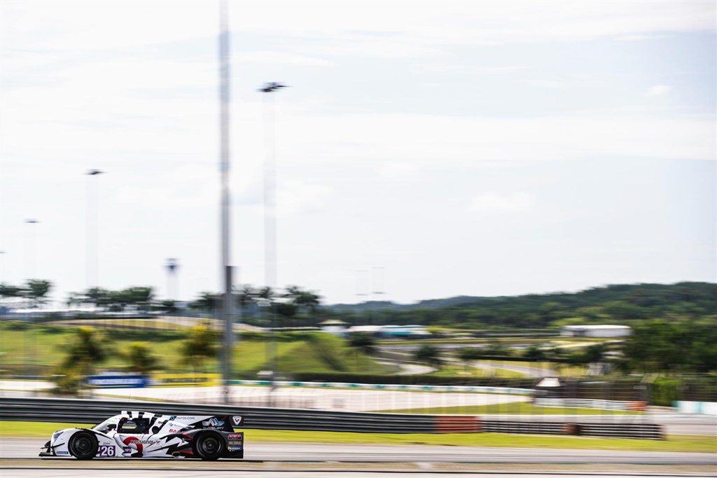 Årets første løb venter i Dubai.
(Foto: Fotocar13 & Bretton Racing)
